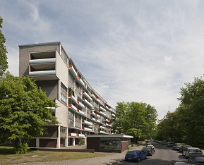 Walter Gropius und TAC ‐ The Architects Collaborative: Interbau Apartment Block im Hansa Viertel, 1956‐1957 / Bauhaus‐Archiv Berlin / Foto: Christoph Petras Walter Gropius und TAC ‐ The Architects Collaborative: Interbau Apartment Block im Hansa Viertel, 1956‐1957 / (c) Bauhaus‐Archiv Berlin / Foto: Christoph Petras