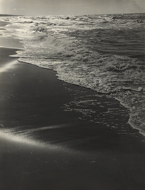 Werner Jackson: Beach, 1930s, silver gelatine paper © Bauhaus-Archiv Berlin