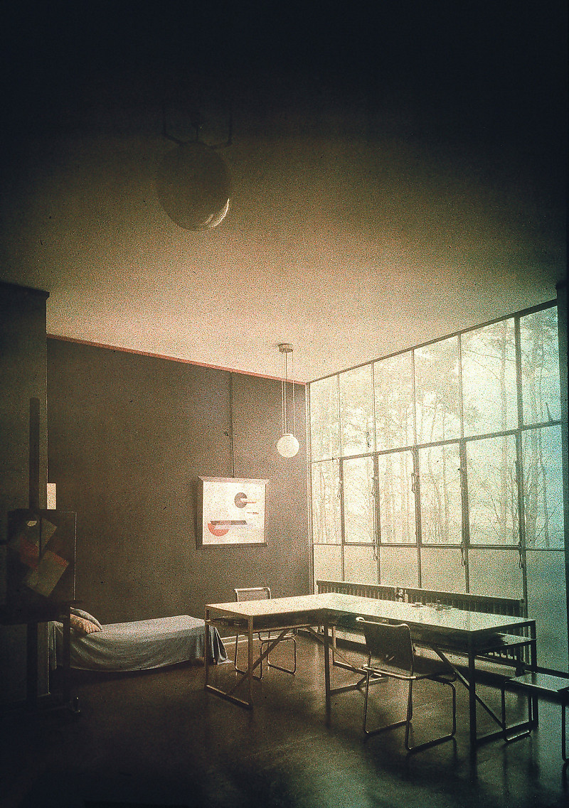 Walter Gropius (Entwurf), AGFA (Fotografie), Atelier Moholy-Nagy im Doppelhaus in Dessau, 1926-27, Reproduktion 1989 / Bauhaus-Archiv Berlin, © VG Bild-Kunst Bonn für Gropius